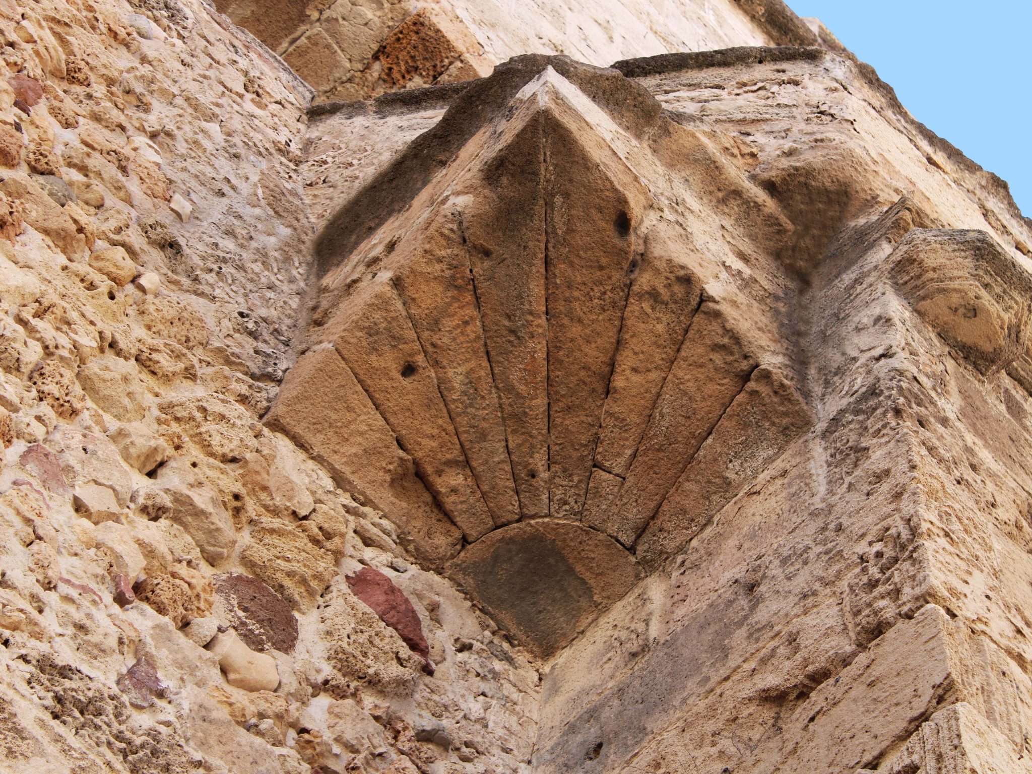 Elemento di sostegno - Torre di Porta Terra - Porta Real.